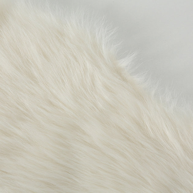 flauschiges Dekofell - Alpinara.de